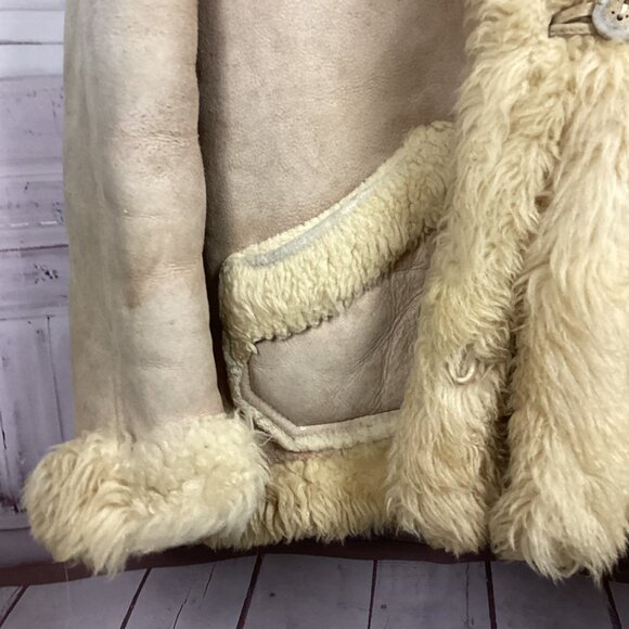 Overland Sheepskin Coat Cream Penny Lane Style - Picture 5 of 16